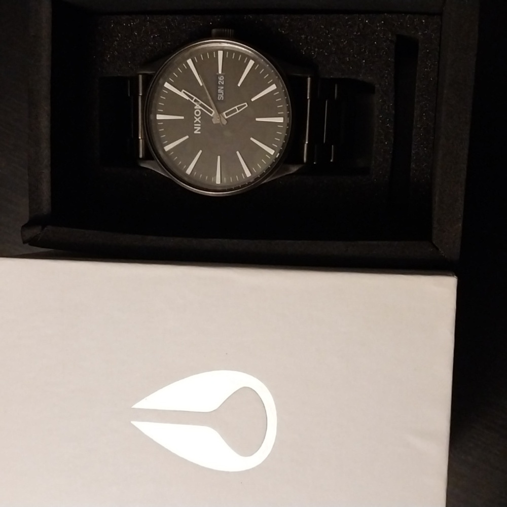 Nixon Sentry SS 42